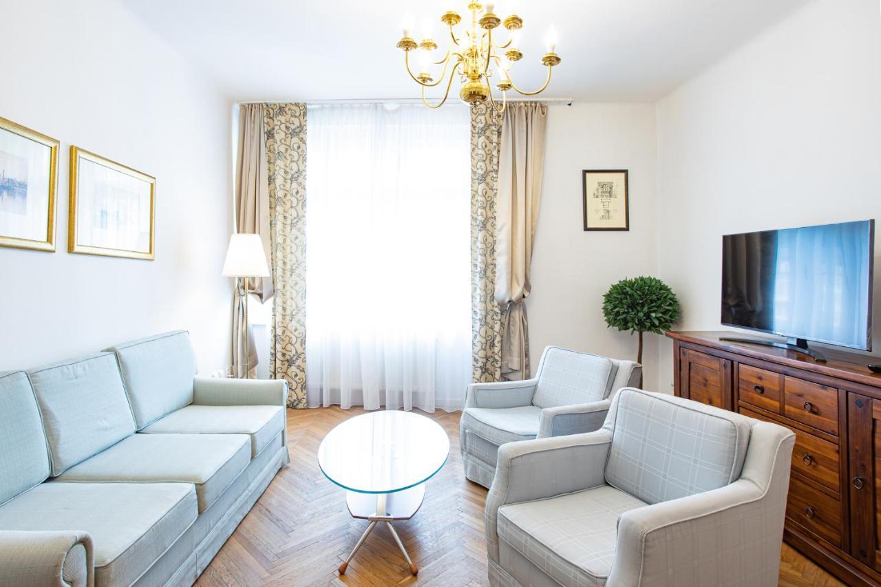 Melissa Apartments كارلوفي فاري المظهر الخارجي الصورة