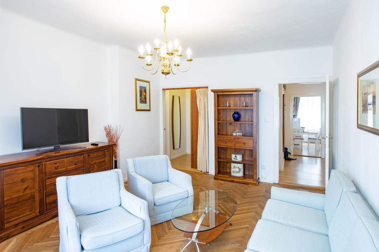 Melissa Apartments كارلوفي فاري المظهر الخارجي الصورة